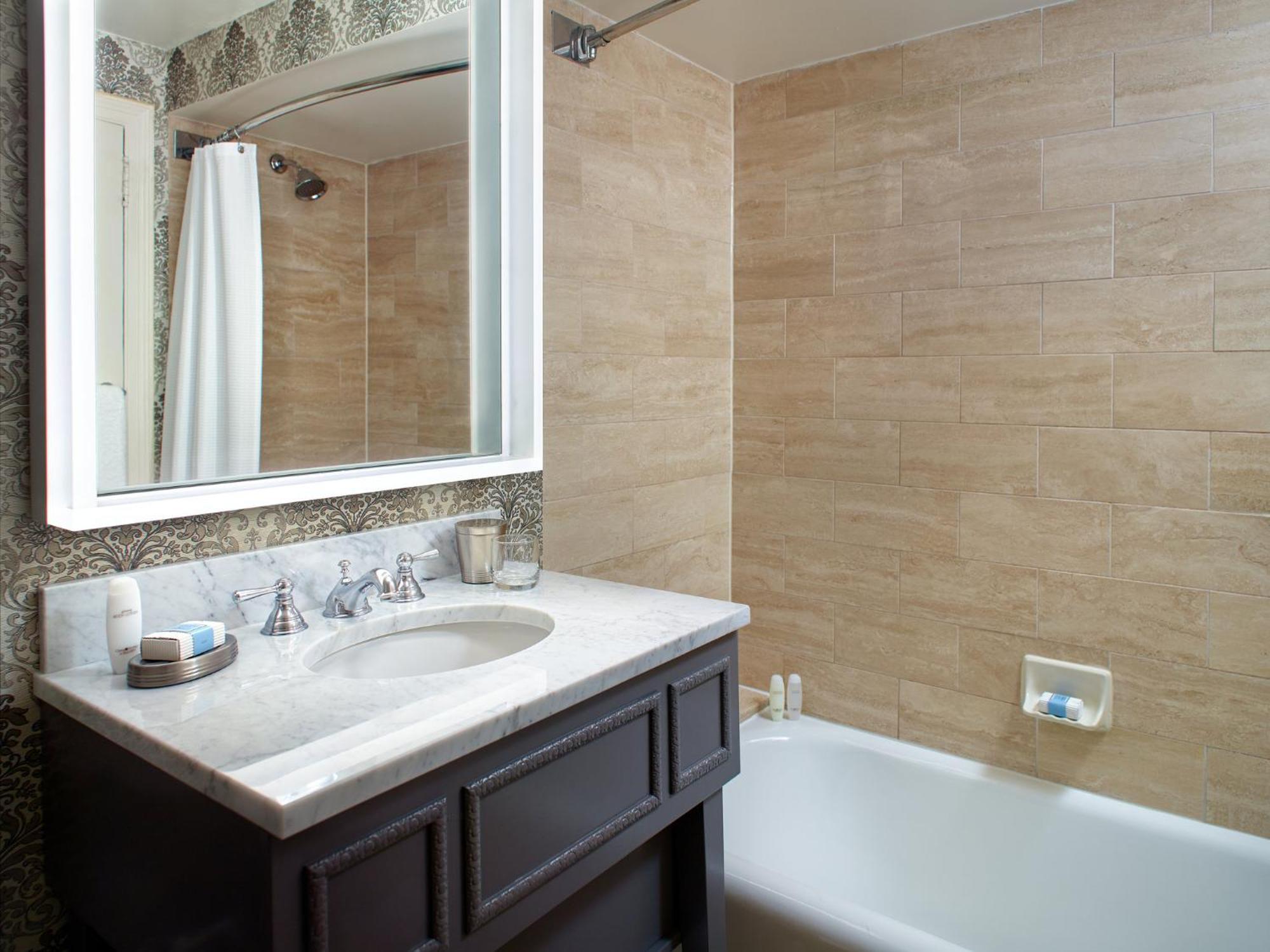 Premier Classic Suite - 2 Queen Beds